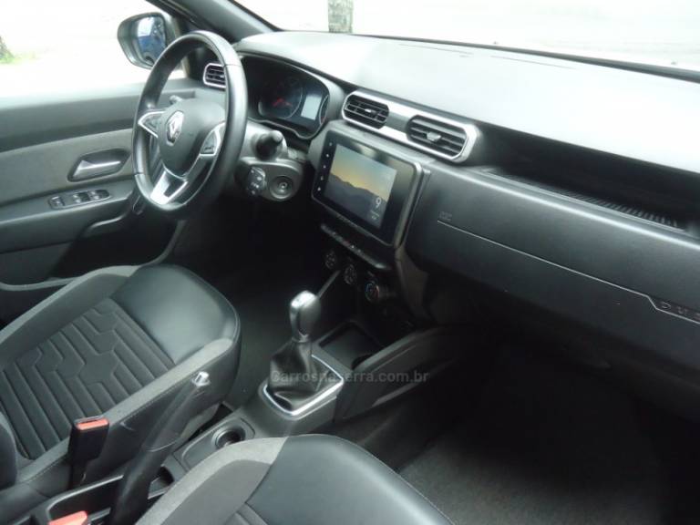RENAULT - DUSTER - 2022/2023 - Branca - R$ 99.900,00