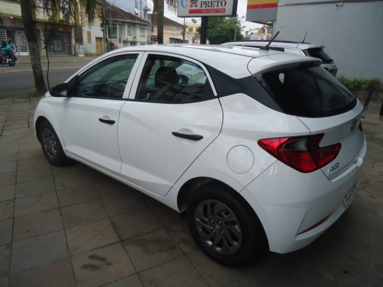 HYUNDAI - HB20 - 2020/2021 - Branca - R$ 59.900,00