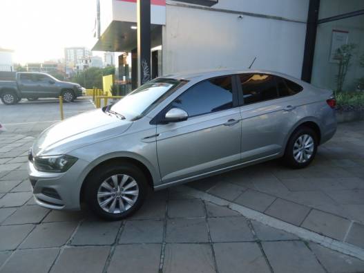VOLKSWAGEN - VIRTUS - 2021/2022 - Prata - R$ 79.900,00