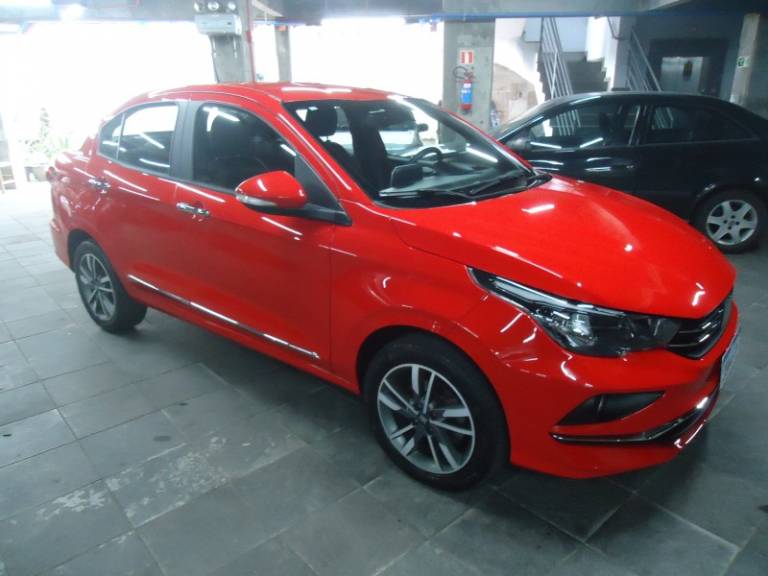 FIAT - CRONOS - 2022/2023 - Vermelha - R$ 91.900,00
