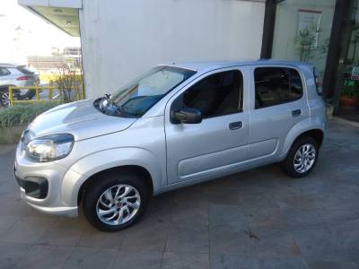 FIAT - UNO - 2021/2021 - Prata - R$ 50.900,00
