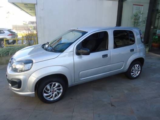 FIAT - UNO - 2021/2021 - Prata - R$ 50.900,00