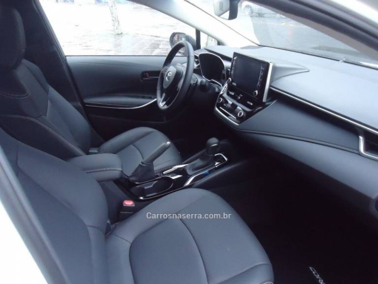 TOYOTA - COROLLA - 2025/2025 - Branca - Sob Consulta
