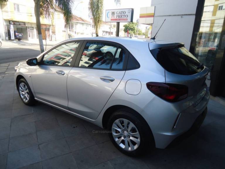 CHEVROLET - ONIX - 2024/2025 - Prata - Sob Consulta