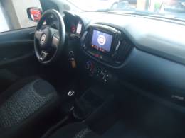 FIAT - UNO - 2021/2021 - Prata - R$ 50.900,00