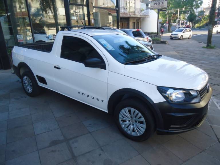 VOLKSWAGEN - SAVEIRO - 2022/2023 - Branca - R$ 69.900,00