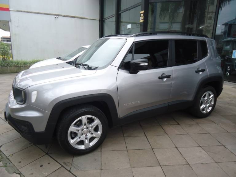 JEEP - RENEGADE - 2021/2022 - Prata - R$ 102.900,00