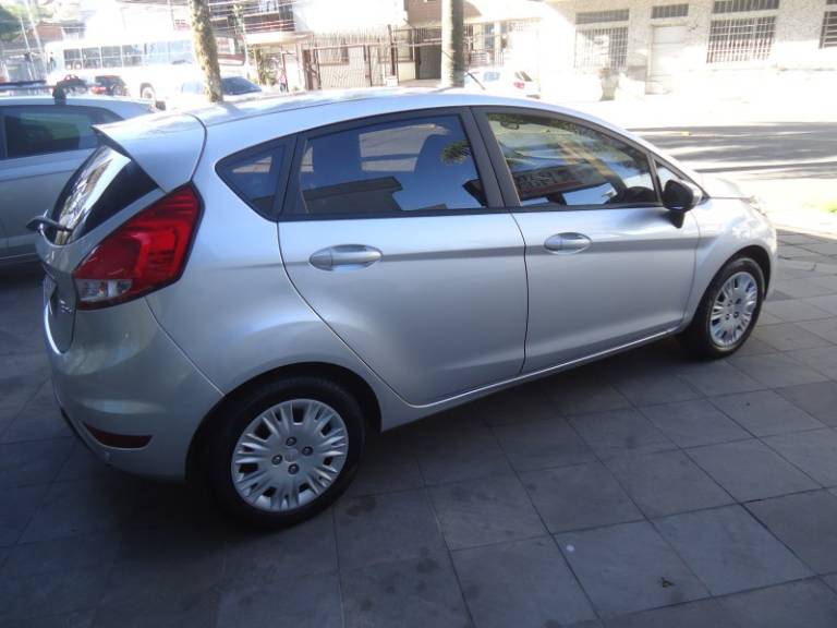FORD - FIESTA - 2019/2019 - Prata - R$ 59.900,00