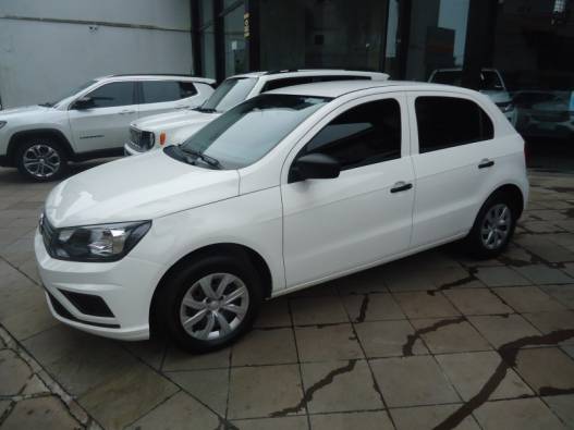 VOLKSWAGEN - GOL - 2022/2023 - Branca - R$ 55.900,00