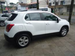 CHEVROLET - TRACKER - 2016/2016 - Branca - R$ 68.900,00