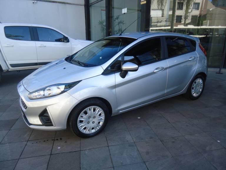 FORD - FIESTA - 2019/2019 - Prata - R$ 59.900,00