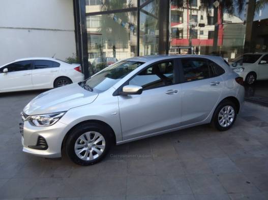 CHEVROLET - ONIX - 2024/2025 - Prata - Sob Consulta