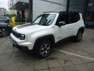 JEEP - RENEGADE - 2023/2024 - Branca - R$ 136.900,00