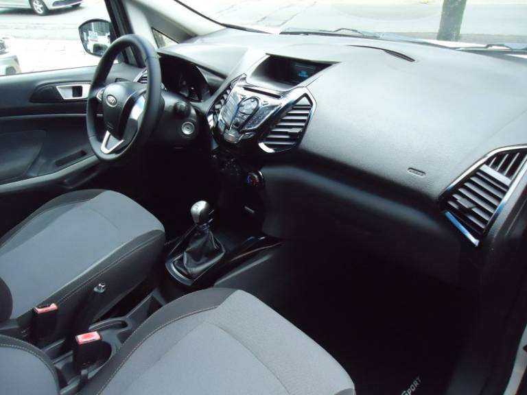 FORD - ECOSPORT - 2017/2017 - Branca - R$ 58.900,00