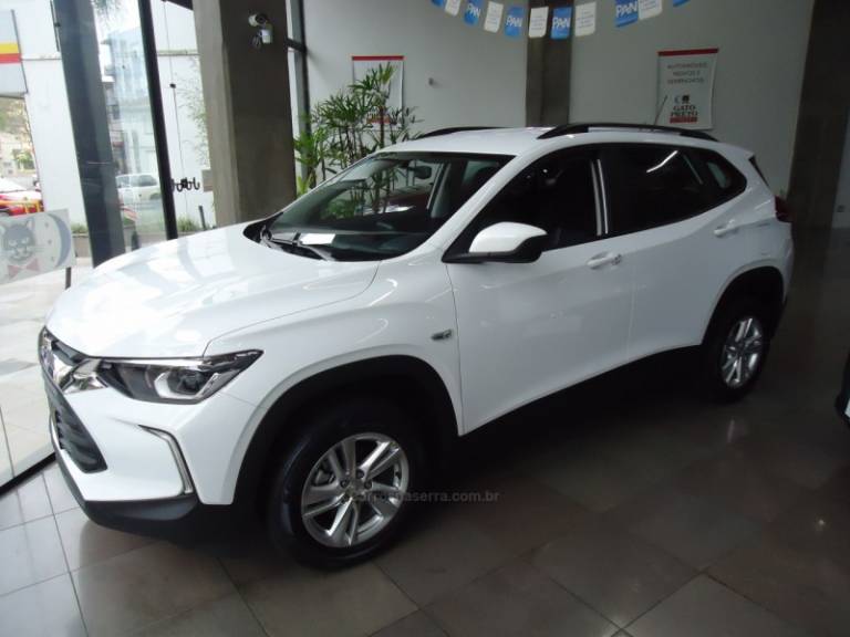 CHEVROLET - TRACKER - 2023/2024 - Branca - Sob Consulta