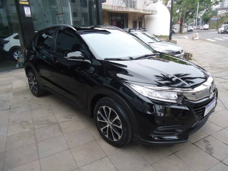HONDA - HR-V - 2021/2021 - Preta - R$ 118.900,00