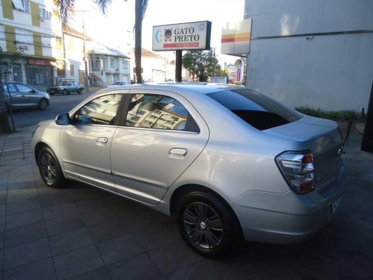 CHEVROLET - COBALT - 2014/2015 - Prata - R$ 44.900,00