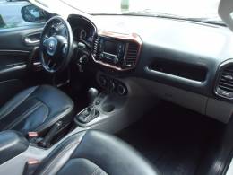 FIAT - TORO - 2017/2018 - Branca - R$ 88.900,00