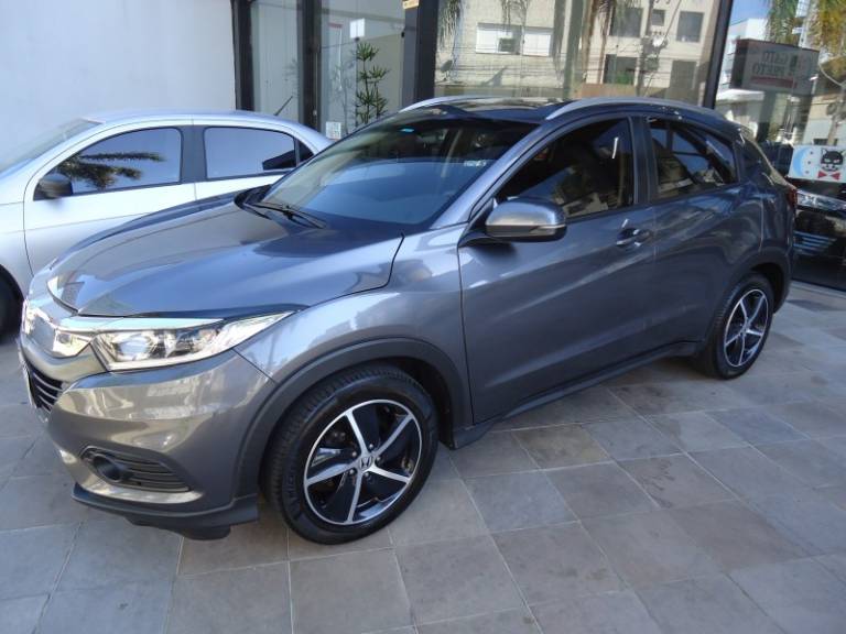 HONDA - HR-V - 2021/2021 - Cinza - R$ 113.900,00