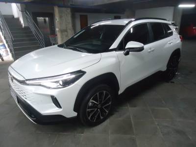 TOYOTA - COROLLA - 2025/2026 - Branca - R$ 188.900,00