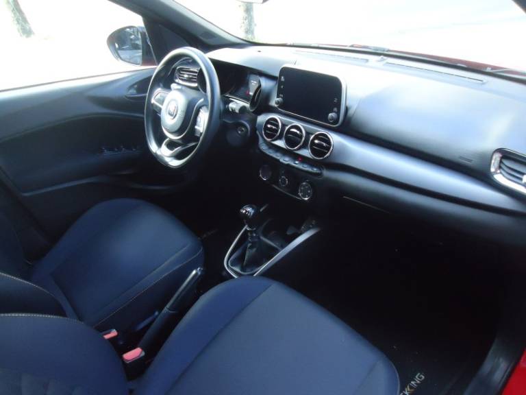 FIAT - ARGO - 2019/2020 - Vermelha - R$ 66.900,00