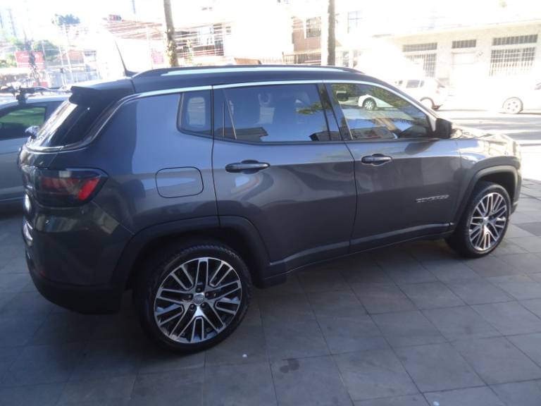 JEEP - COMPASS - 2021/2022 - Cinza - R$ 139.900,00